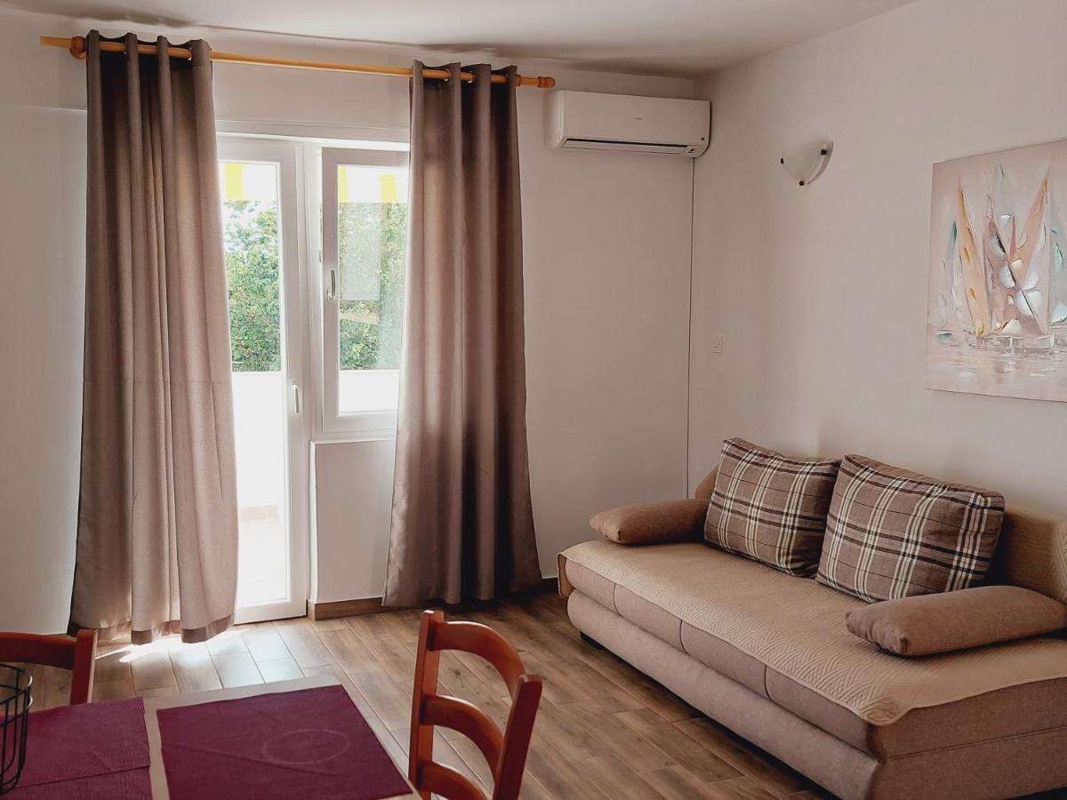 Apartments Nikola Caska ノヴァリャ エクステリア 写真